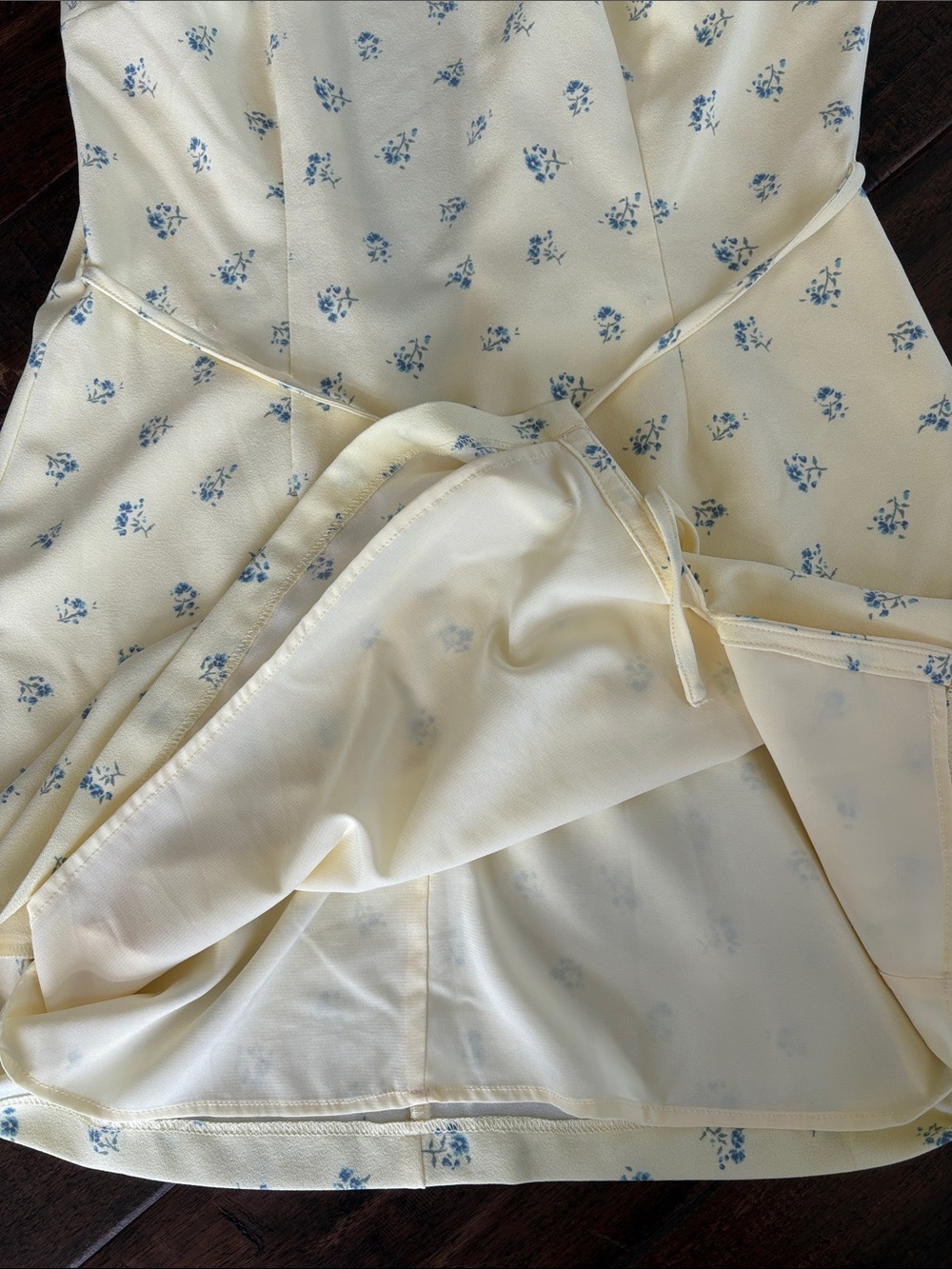 Abercrombie & Fitch Sunny Yellow Mini Dress with Blue Floral Print - Picture 8 of 8